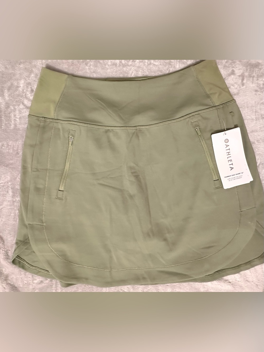 NWT Athleta Fairway Golf Skort 16" Green Skirt Built-In Shorts Size Medium M